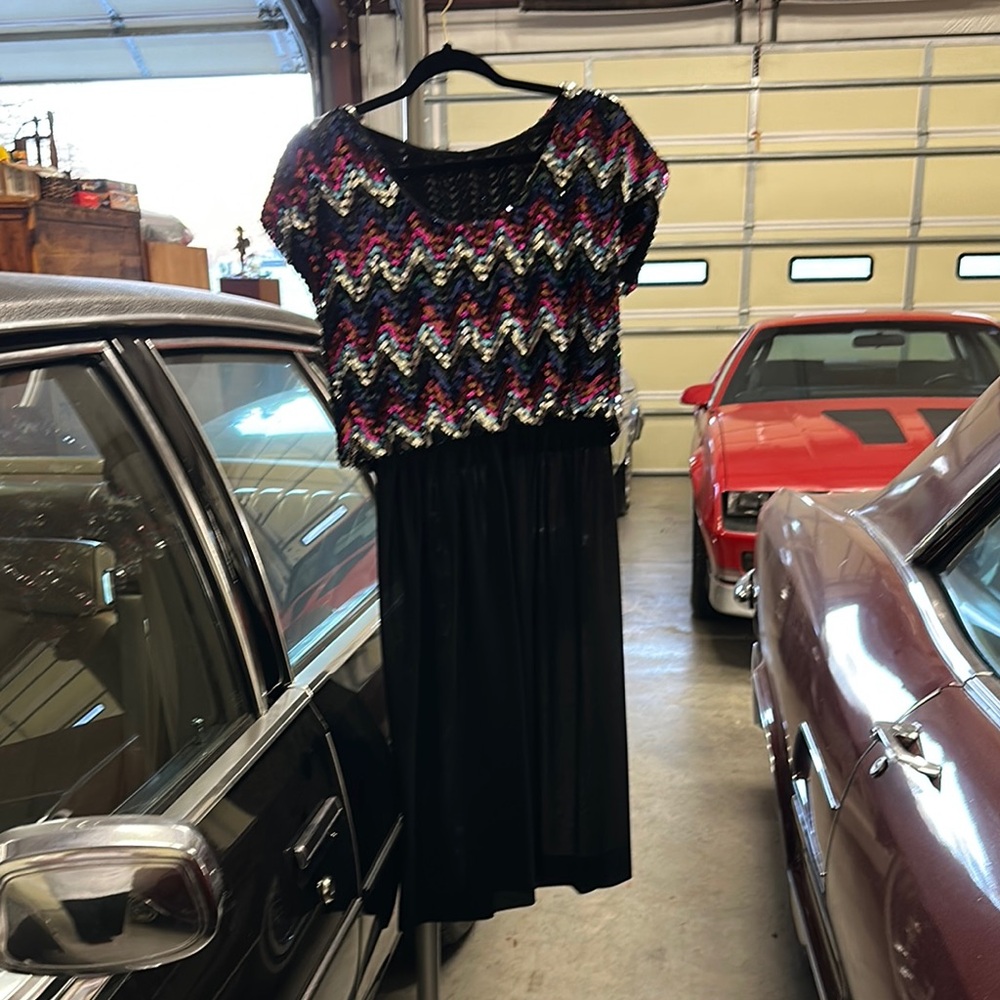 Elegant Black and Multicolor Dress
